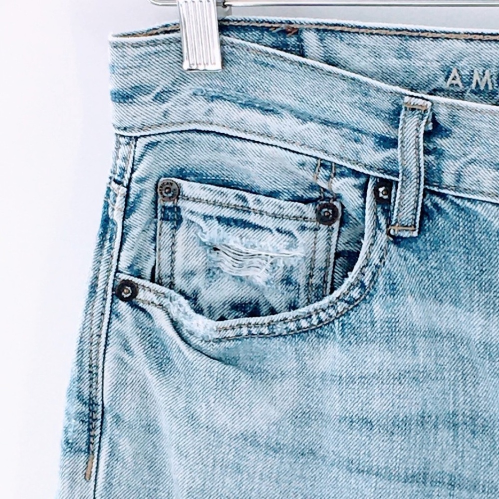 American Eagle Womens Jeans Blue 90s Boyfriend Rainbow Pocket Light Wash Sz 2 - Picture 6 of 13